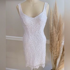 Guess White sexy dress crocheted guipure lace sleeveless summer cocktail party